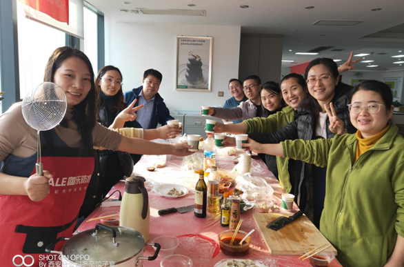 浓浓冬至情，恒耀平台一家亲--冬至包饺子活动